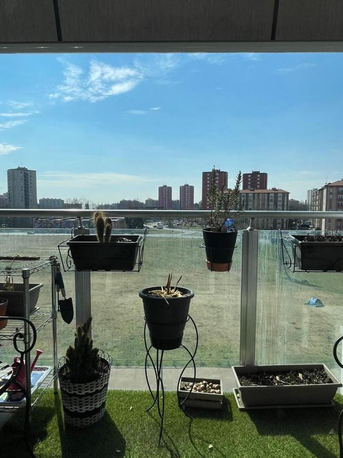 Achille Apartment, Milan